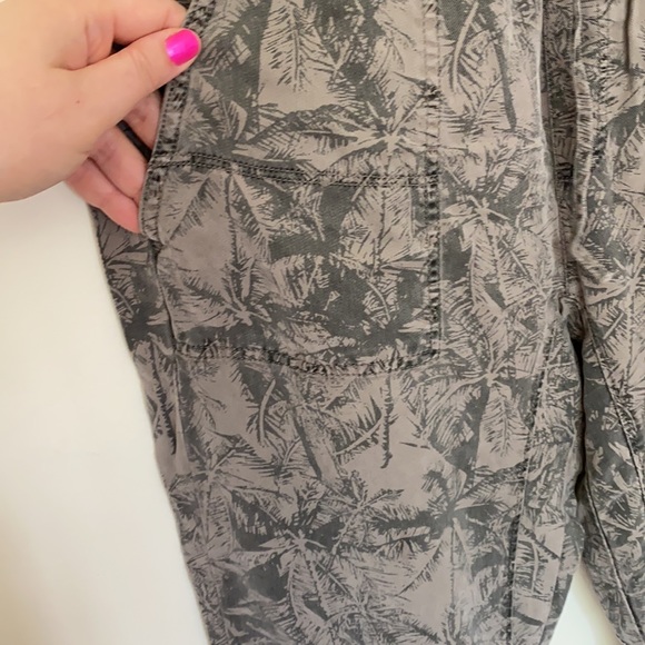 PAM & GELA [tropical twill joggers] - Picture 3 of 6